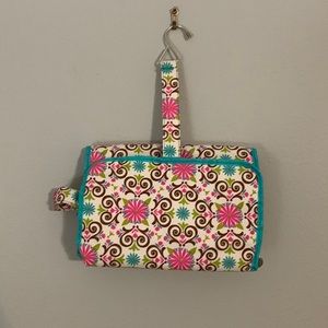 Cul-de-sac Hanging Cosmetic travel Organizer